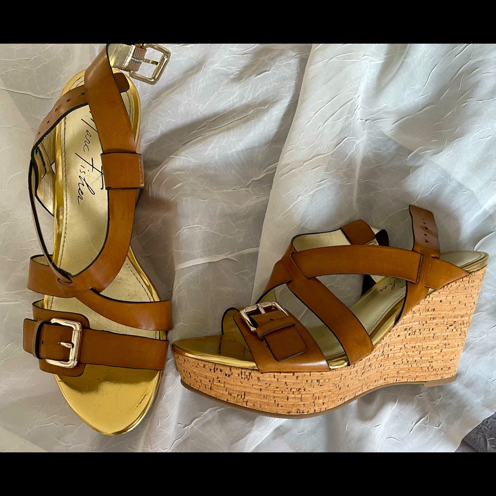 Marc Fisher Wedges